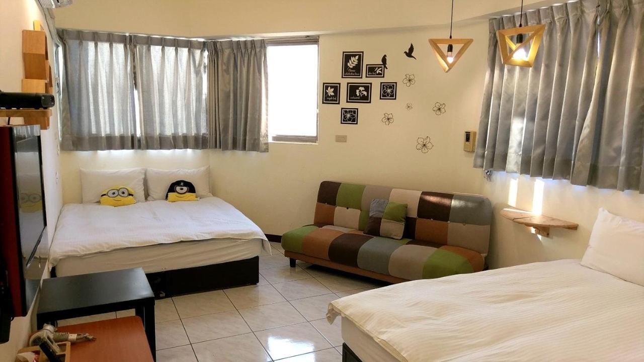 Happines Trip Inn Đài Trung Ngoại thất bức ảnh