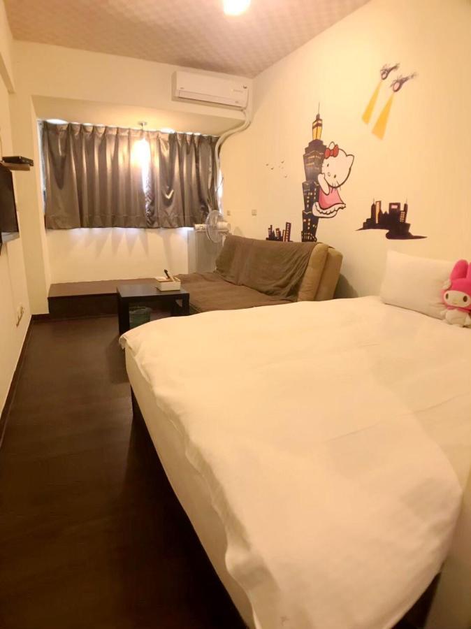 Happines Trip Inn Đài Trung Ngoại thất bức ảnh